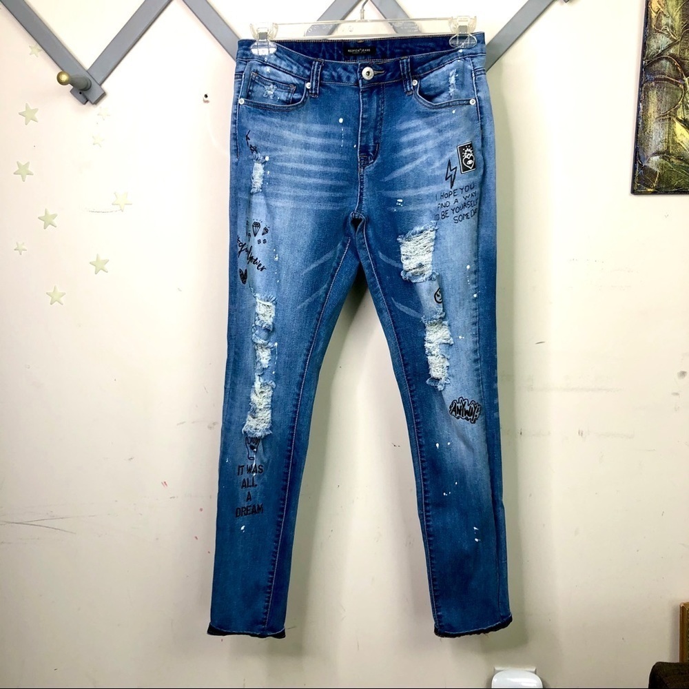 RED fox Distressed denim